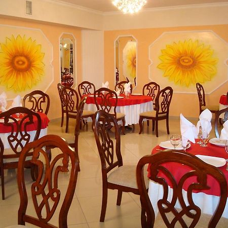 Ust-Kamenogorsk Hotel Luaran gambar