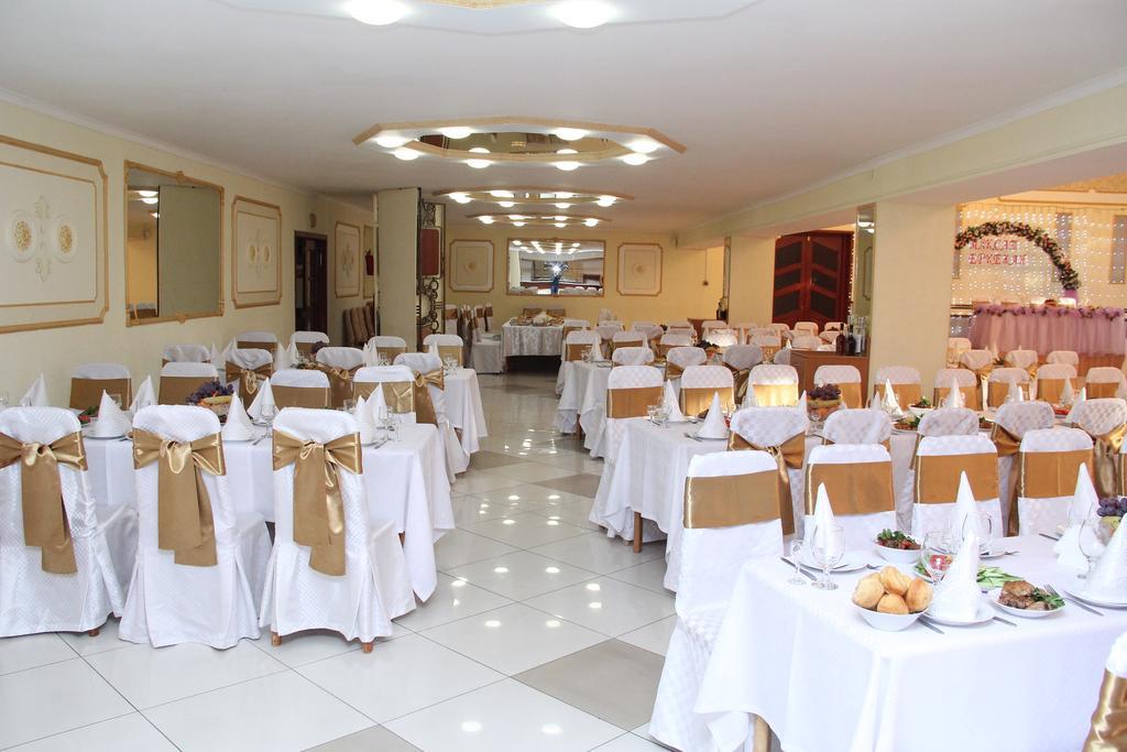 Ust-Kamenogorsk Hotel Luaran gambar