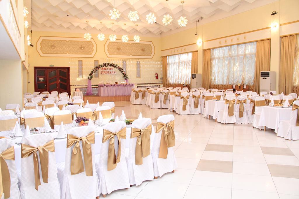 Ust-Kamenogorsk Hotel Luaran gambar