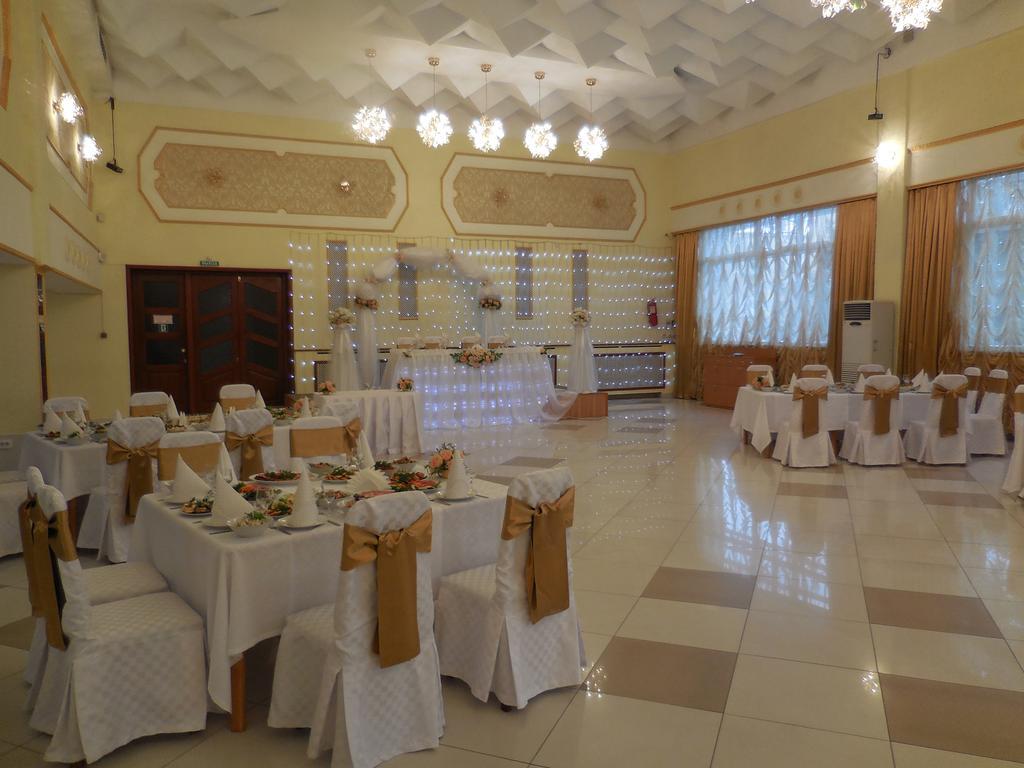Ust-Kamenogorsk Hotel Luaran gambar