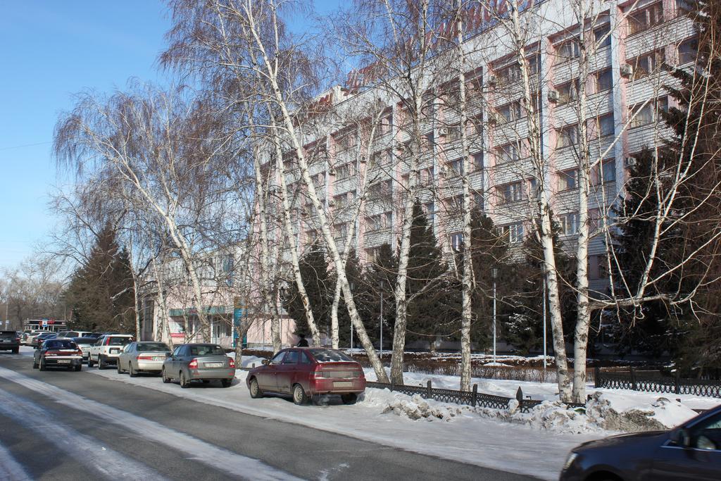 Ust-Kamenogorsk Hotel Luaran gambar
