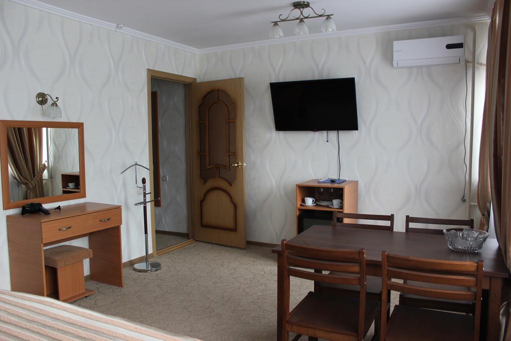 Ust-Kamenogorsk Hotel Luaran gambar
