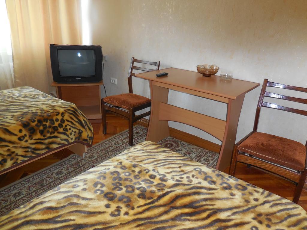 Ust-Kamenogorsk Hotel Bilik gambar