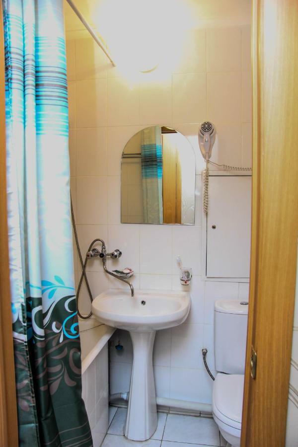 Ust-Kamenogorsk Hotel Luaran gambar
