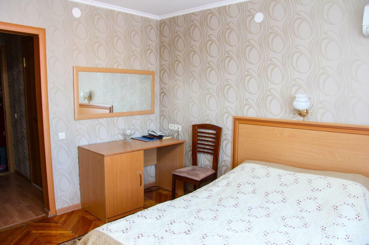 Ust-Kamenogorsk Hotel Luaran gambar
